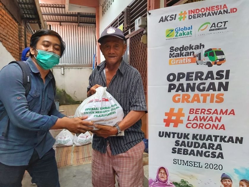 Gelar Operasi Sembako Gratis, ACT Sumsel Fokus ke Masyarakat Prasejahtera
