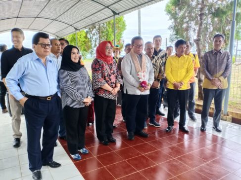 Ketua DPRD Sulbar Jemput Langsung Watimpres Agung Laksono