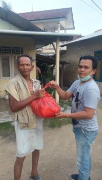 Group WA Ngopi ini Berhasil Berikan Bantuan Sembako 250 Paket