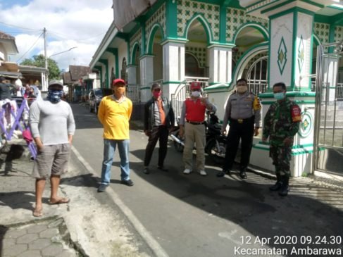 Cegah Penyebaran Covid-19, Warga “Lockdown”Jalan Masuk Kampung