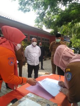 Pemkab Labuhanbatu Salurkan APD