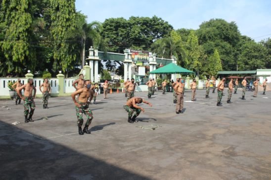 Dengan Senam Pagi dan Berjemur Untuk Meningkatkan Daya Tahan Tubuh