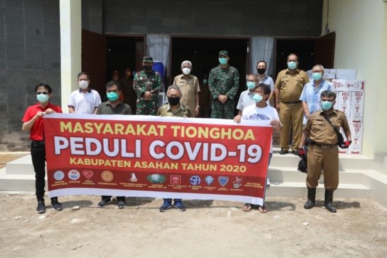 Masyarakat Tionghoa Serahkan Bantuan APD Kepada Gugus Tugas Percepatan Penanganan Covid-19 Kabupaten Asahan