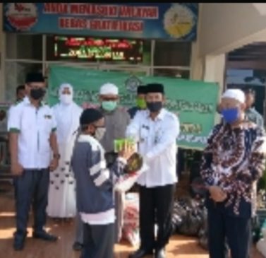 Kemenag Asahan Salurkan 1,4 Ton Beras