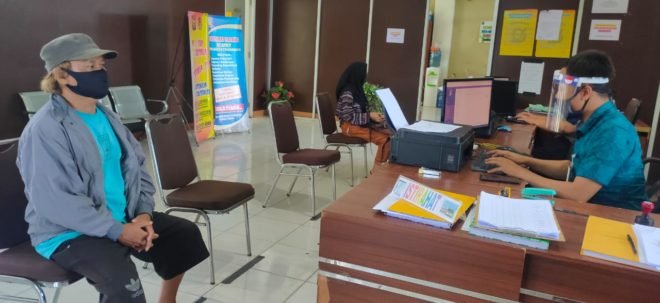 Polisi Gadungan Rampas Tas Warga 15 Ulu