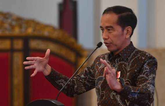 Alami Kerugian Saat Wabah Corona (Covid-19), Pedagang UMKM Gugat Jokowi 10 Miliar