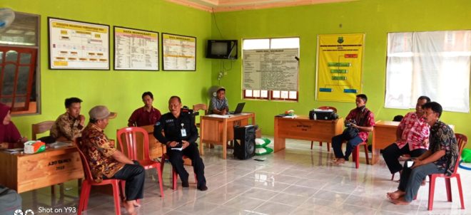 Keliling Desa Tinjau Posko Serta Berikan Edukasi
