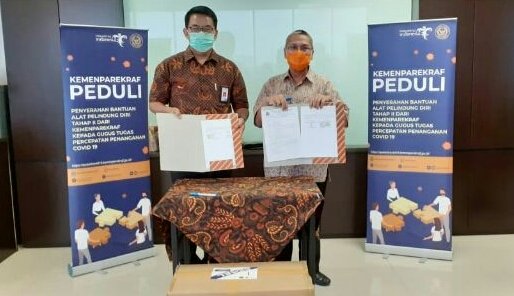 Kemenparekraf Kembali Sumbang APD Penanganan Covid-19