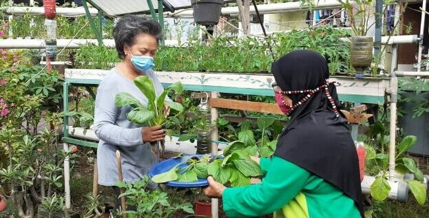 Gotong Royong Perkuat Ketahanan Keluarga Hadapi Pandemi Covid-19