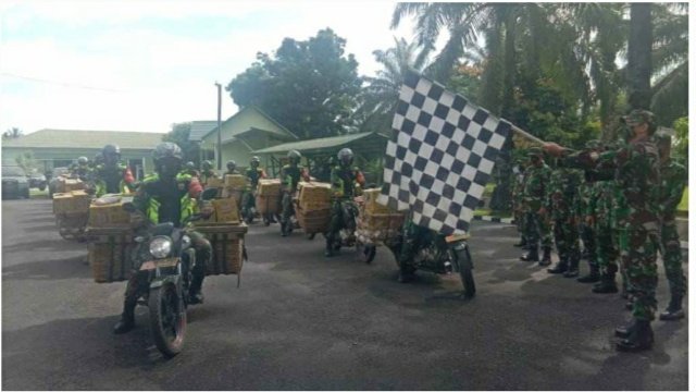 Kodim 0208/Asahan Bagikan Sembako ke Warga yang Kurang Mampu
