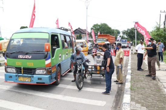 Plt Walikota Medan Imbau Masyarakat Gunakan Masker Untuk Kesehatan Bersama