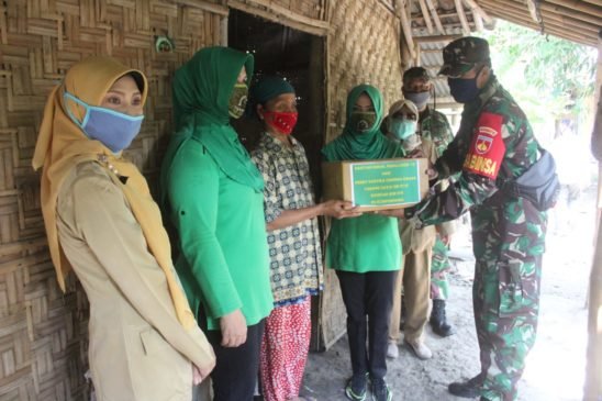 Selain TNI – Polri yang Terlibat Penanganan Covid, Persit Juga Ikut Semangati Masyarakat