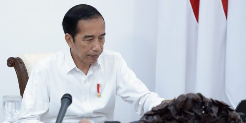 Presiden : Sosialisasikan Protokol Tatanan Normal Baru Secara Masif