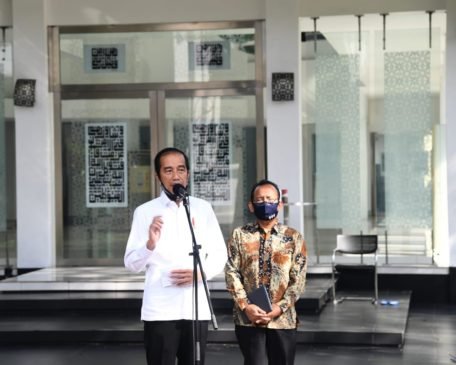 Presiden Jokowi Tinjau Kesiapan Prosedur Kenormalan Baru di Masjid Baiturrahim