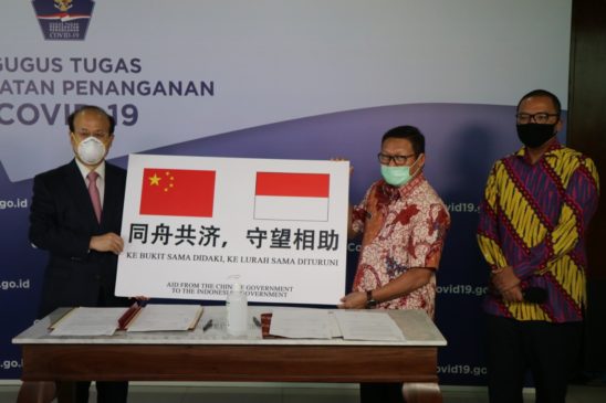 Pemerintah RRT Serahkan Bantuan Kemanusian Penanganan Covid-19