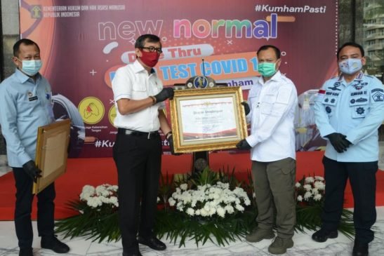 Sebarkan Semangat Positif, Berbagi, dan Gotong Royong Hadapi Pandemi Covid-19