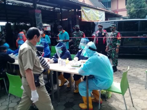 Warga Pati Gencar Lakukan Pengawasan Fasilitas Umum Untuk Mencegah Covid-19