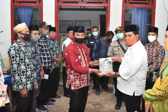 Wujud Syukur Panen, Warga Desa Jati Sari Sumbangkan 10 Ton Beras