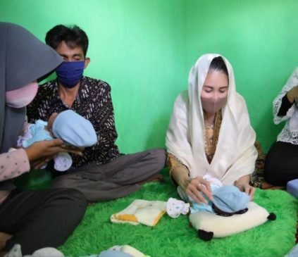 Gendong Bayi Kembar Tiga, Thia Yufada: Saya Teringat Aletta dan Atalie Waktu Kecil