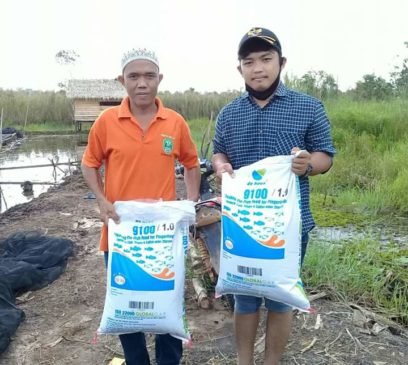 Medco E&P Indonesia Sumbang Bibit Ikan untuk Pemdes Desa Biuku