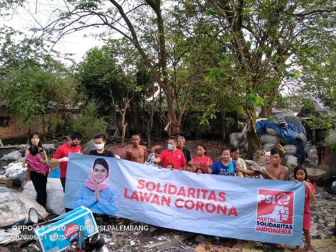 PSI Sumsel Salurkan Makanan Siap Saji Bagi Masyarakat Terdampak Covid-19