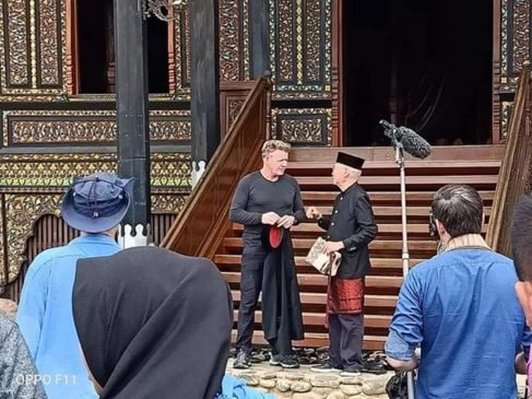 Channel Televisi Mancanegara akan Tayangkan Proses Pembuatan Rendang Padang