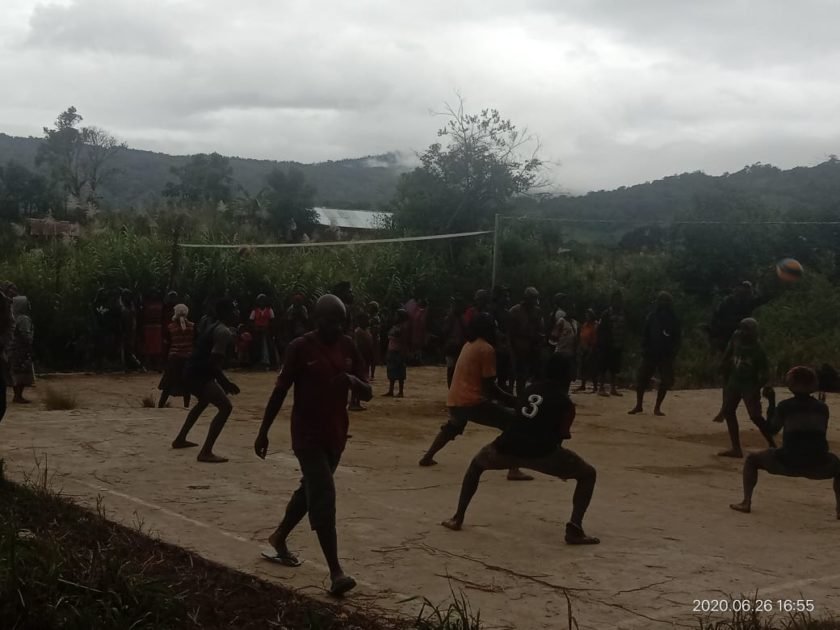 St. Petrus Totamoye Adakan Pertandingan Pencarian Dana Pembangunan Gereja