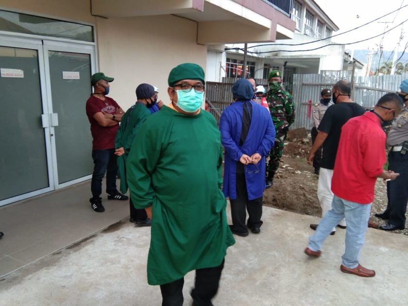 Pasien PDP yang Dirawat Di Rumah Sakit Umum Ali Hanafiah Sore Ini Meninggal Dunia