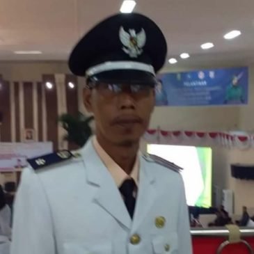 Kepala Desa Terentang Banyuasin Imbau Warganya Waspada Covid-19