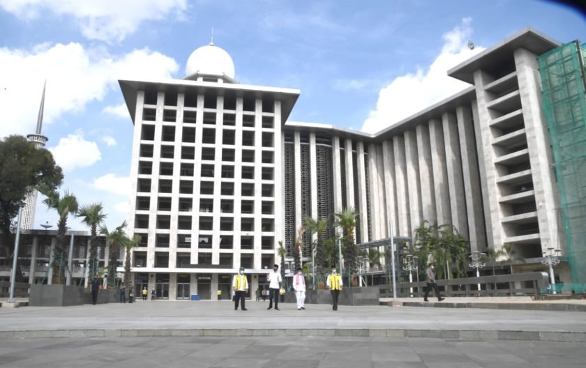 Presiden Jokowi Tinjau Kesiapan New Normal di Masjid Istiqlal Jakarta