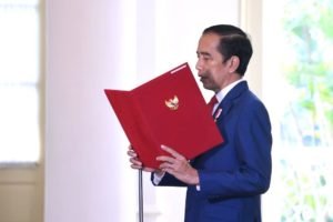 Presiden Jokowi Lantik 881 Pamong Praja Muda Lulusan IPDN Tahun 2020 secara Virtual
