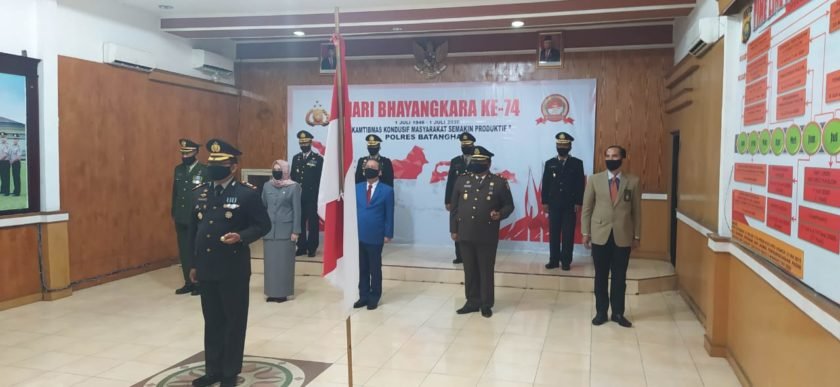 Polres Batanghari Ikuti Upacara Secara Virtual Peringati HUT ke-74 Bhayangkara