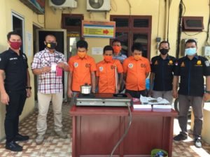 Pemusnahan Narkotika, Polres Serdang Rebus dan Bakar Barang Bukti