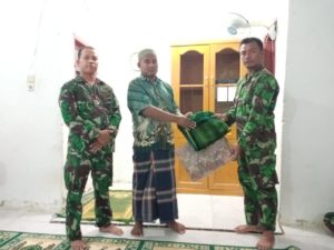 Korlap TMMD 108 Kodim 0105/Aceh Barat Serahkan Bantuan ke Masjid