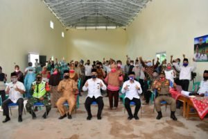 Bupati Musi Rawas Salurkan BLT ke 5 Desa