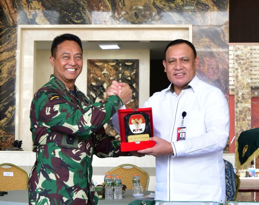 Kasad dan Ketua KPK RI Tanda Tangani BAST Barang Rampasan Negara