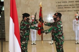 Panglima TNI Pimpin Penyerahan Jabatan Kabais TNI dan Sertijab Kapusku TNI