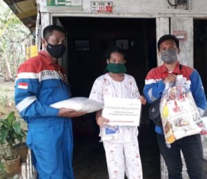 Salurkan Bantuan Covid 19, Kontribusi PTGN Ringankan Dampak Ekonomi di Musi Rawas