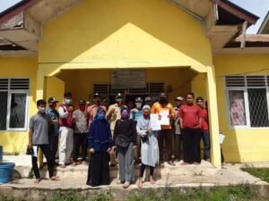 Pemdes Meranti Terima Simbolis BLT dari Bupati Banyuasin