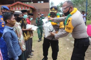 Anak Yatim dan Anak Sekolah Jadi Sasaran Kepedulian TNI-Polri