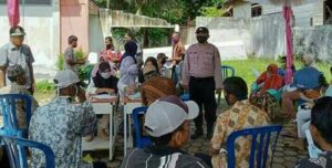 Edukasi Protokol Kesehatan di Pasar Pangkalan Balai Banyuasin