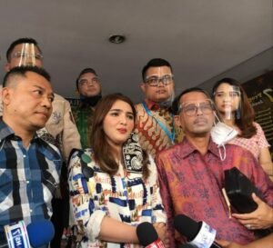 Tak Terima Anaknya Menerima Bullying, A Lapor ke Polda Metro Jaya