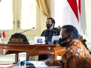 Presiden Jokowi Instruksikan Pemerintah Daerah Waspadai Tren Penyebaran Covid-19
