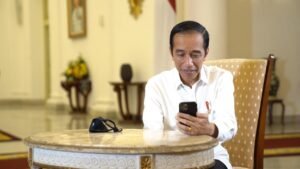 Berbincang dengan Dokter Paru, Presiden Jokowi: Saya Bisa Bayangkan Betapa Berat Tangani Covid-19