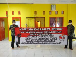 Warga Desa Pebuar Deklarasikan Pilkada 2020 Aman, Damai dan Rukun