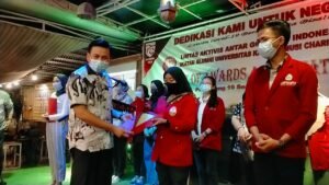 LAAGI Bersama UKMC Berikan Penghargaan Kepada Mahasiswa dan Tenaga Medis