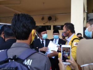 Aksi Nekat Mahasiswa Unsri Terobos Pengawalan Ketat Gubernur Sumsel