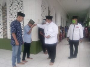 Bakal Calon Bupati Labuhan Batu Ini Beri Santunan Anak Yatim Piatu