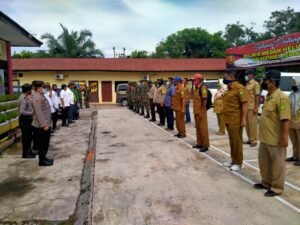 Tiga Pilar Muspika Helvetia Melaksanakan Gelar Operasi Yustisi Di Pasar Helvetia Tengah