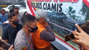 Diduga Rugikan Uang Negara Setengah Milyar, Mantan Kades di Ciamis Ditahan